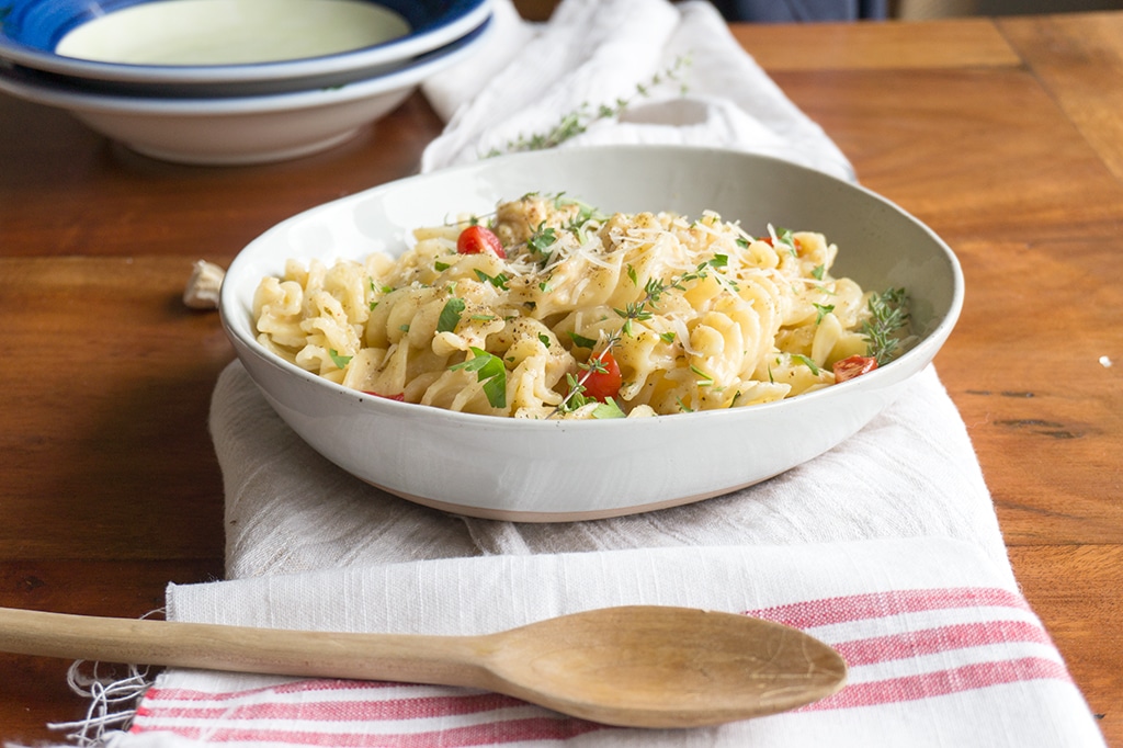 Roasted Garlic Pasta Sauce in bowl