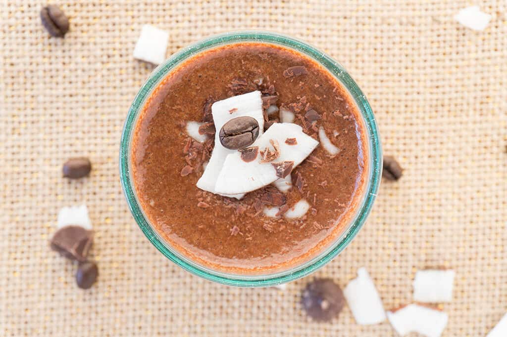 Coffee + Breakfast combined! Make this Creamy Mocha-Oat Smoothie for the best of a chocolate mocha plus your morning oats in one! Drink it warm or cold! | Recipe at OatandSesame.com