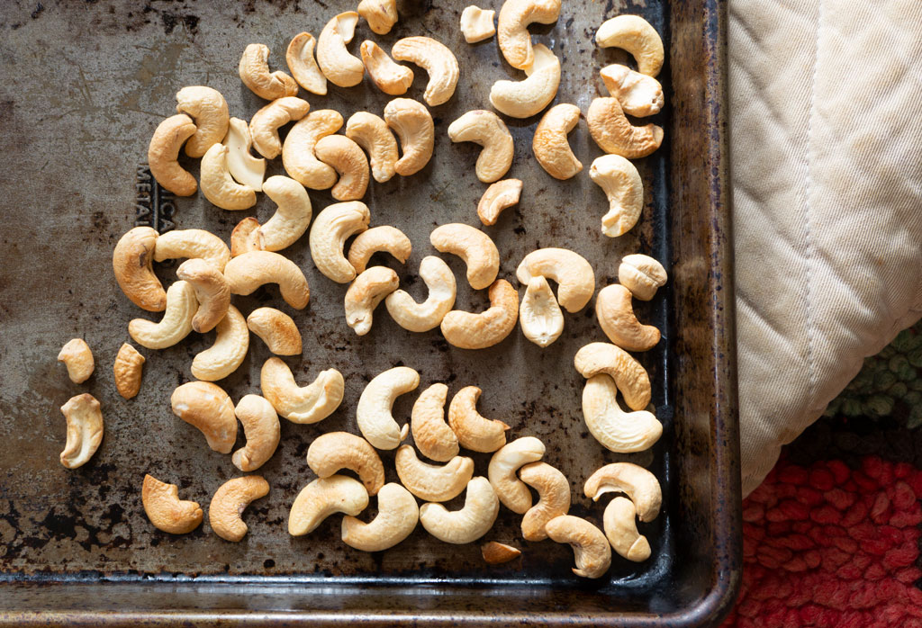 toasted cashews