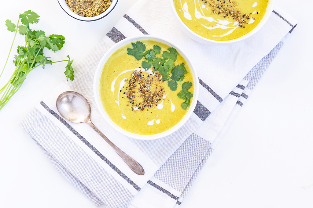 Mulligatawny Soup in bowls overhead view